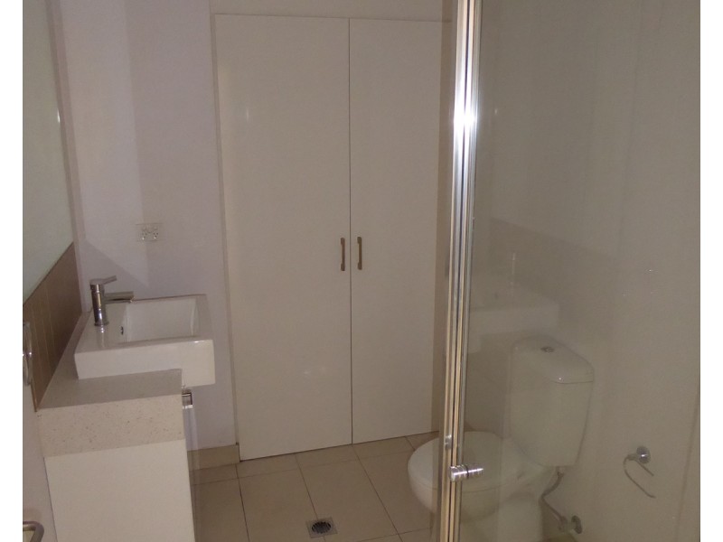 805/179 Boundary Road, North Melbourne VIC 3051