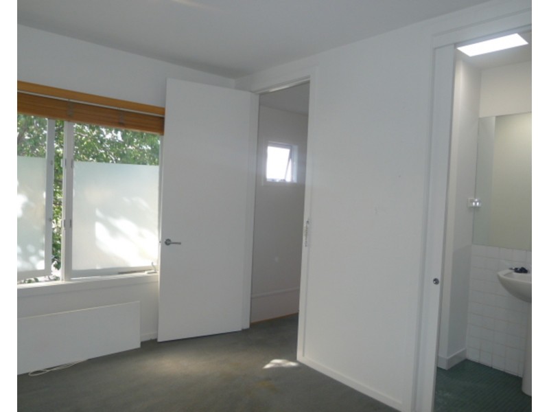 3/11 Austin Place, West Melbourne VIC 3003