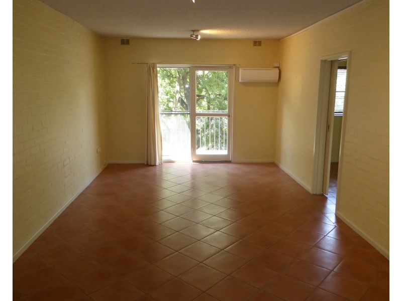 15/57 O’Shanassy Street, North Melbourne VIC 3051