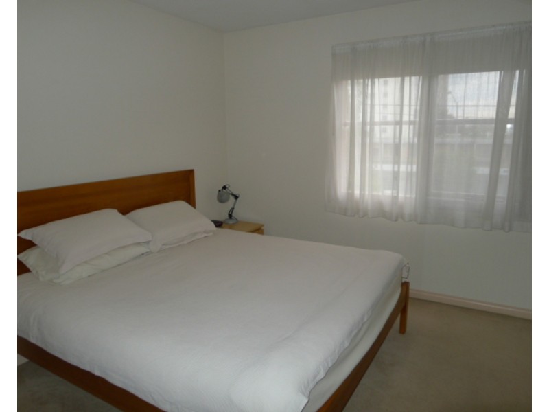 2/14 Melrose Street, North Melbourne VIC 3051