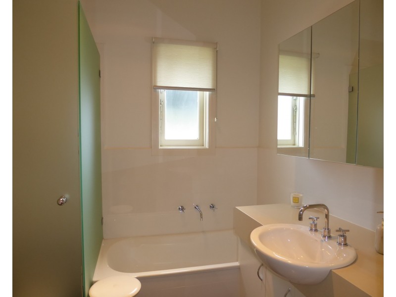 229 Bambra Road, Caulfield South VIC 3162