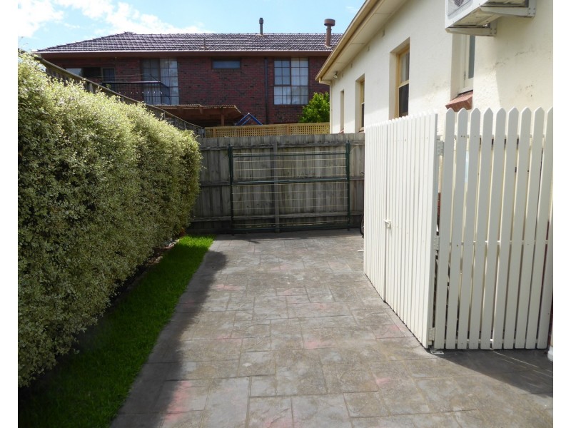 229 Bambra Road, Caulfield South VIC 3162