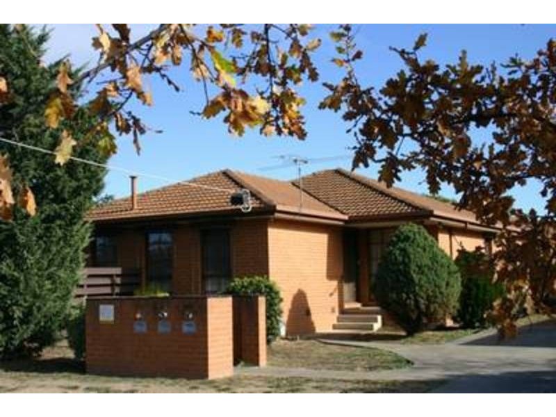 1/18 Pasley Street, Sunbury VIC 3429