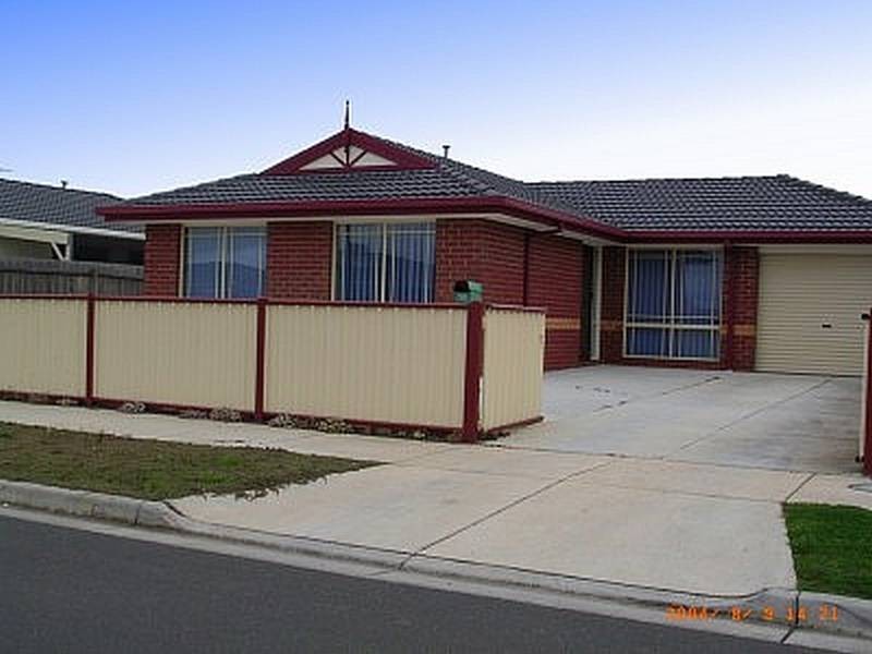 18 Fremantle Road, Sunbury VIC 3429