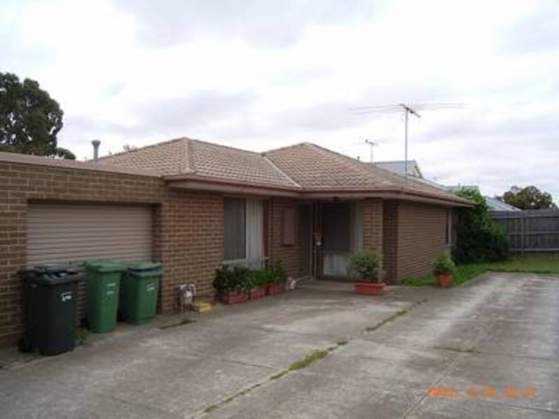 2/39 Darbyshire Street, Sunbury VIC 3429