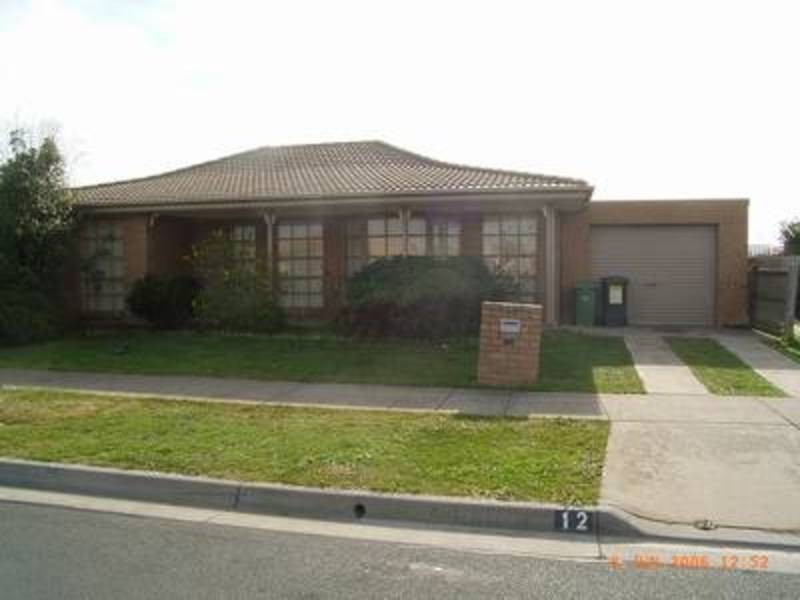 12 Dolan Court, Sunbury VIC 3429