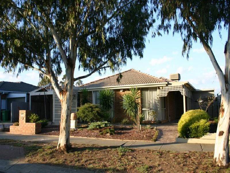 24 Briarwood Court, Sunbury VIC 3429