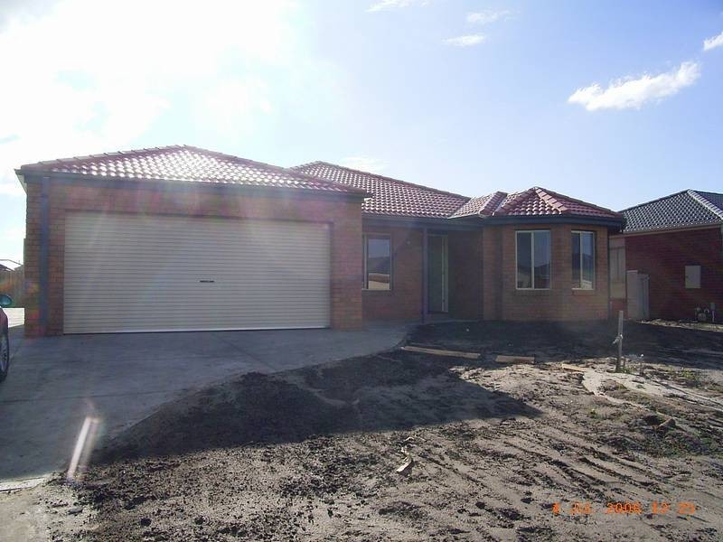 5 Burge Drive, Sunbury VIC 3429