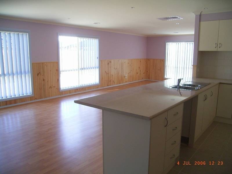 5 Burge Drive, Sunbury VIC 3429