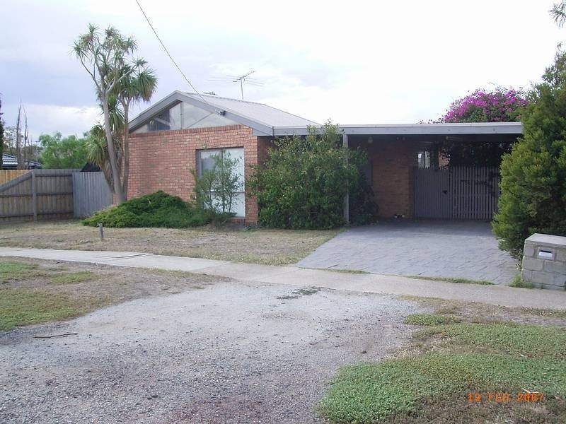 202 Mitchells Lane, Sunbury VIC 3429