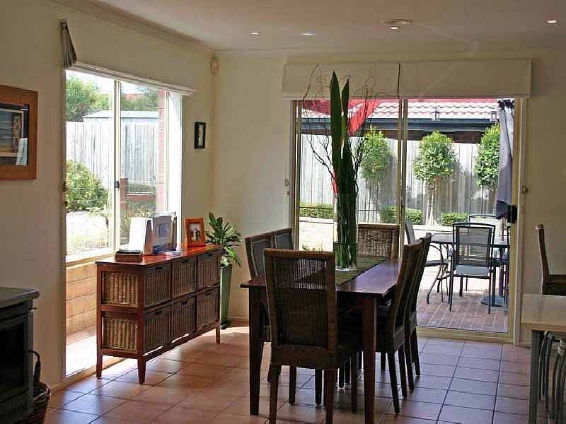 10 Streeton Court, Sunbury VIC 3429