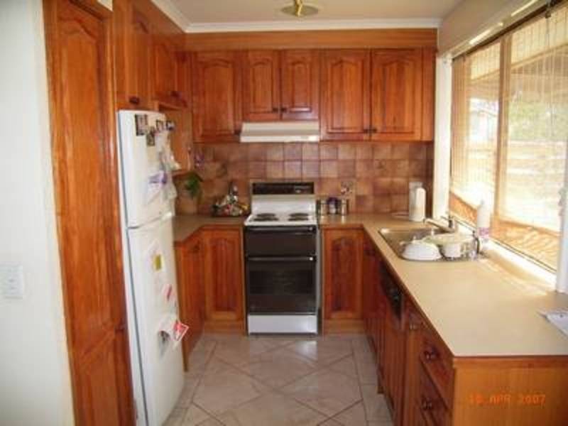 2 Hughes Court, Sunbury VIC 3429