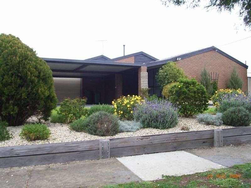 15 Fraser Court, Sunbury VIC 3429