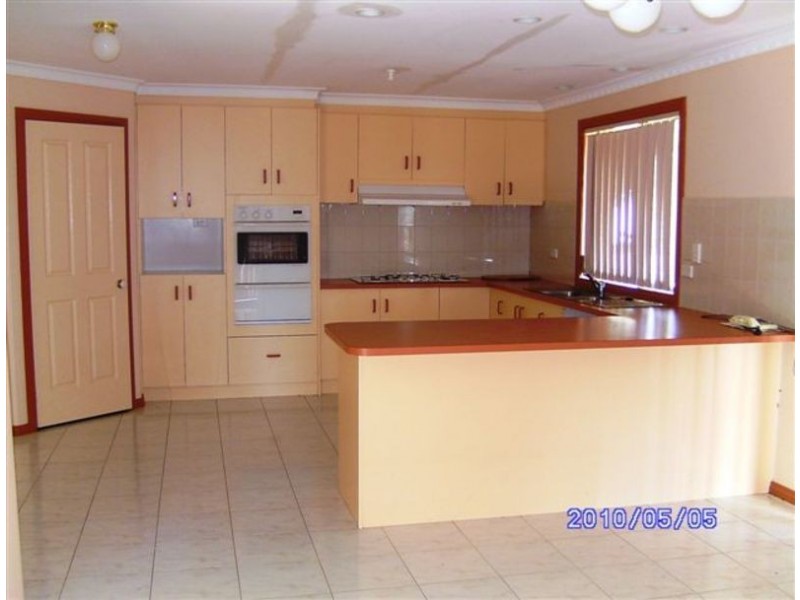 110 Palmer Road, Sunbury VIC 3429