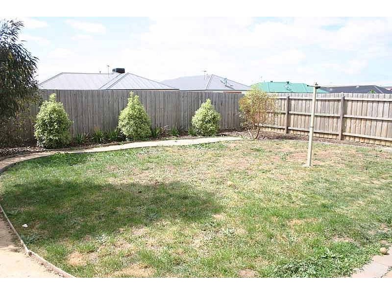 16 Murdoch Court, Sunbury VIC 3429