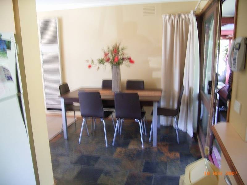 33 Aldridge Drive, Sunbury VIC 3429