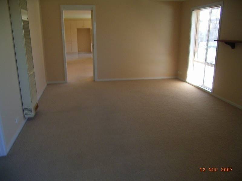 19 Anthony  Street, Sunbury VIC 3429