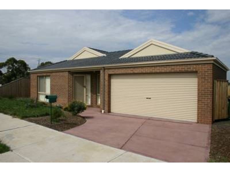 12 Caitlyn Street, Sunbury VIC 3429