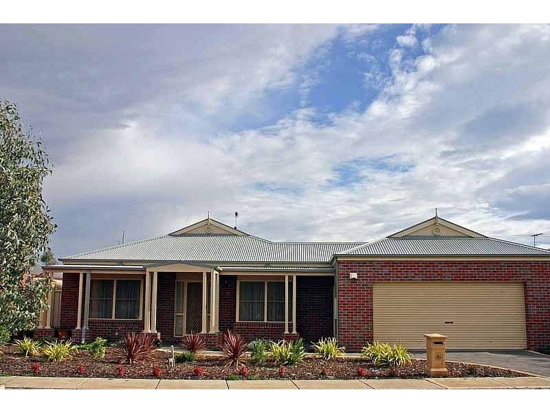 14 Sassafras Drive, Sunbury VIC 3429