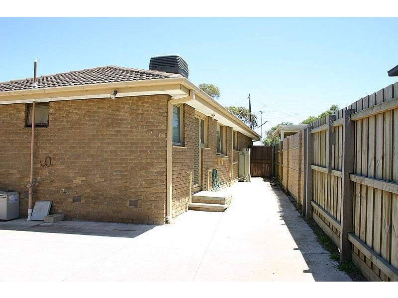82 Wilsons Lane, Sunbury VIC 3429