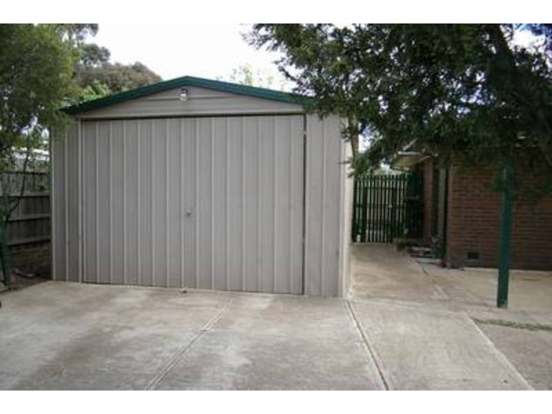 9 Leichardt Street, Sunbury VIC 3429