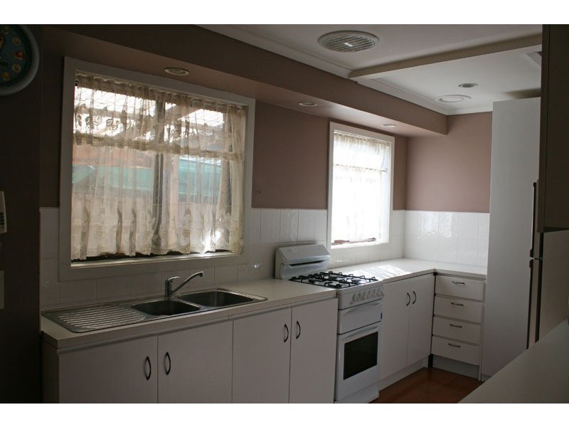 43 Welcome Road, Diggers Rest VIC 3427