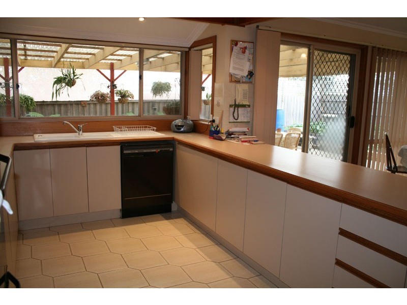 15 Manning Court, Sunbury VIC 3429