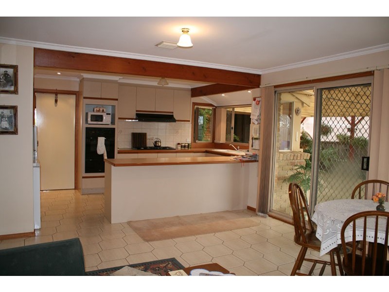 15 Manning Court, Sunbury VIC 3429