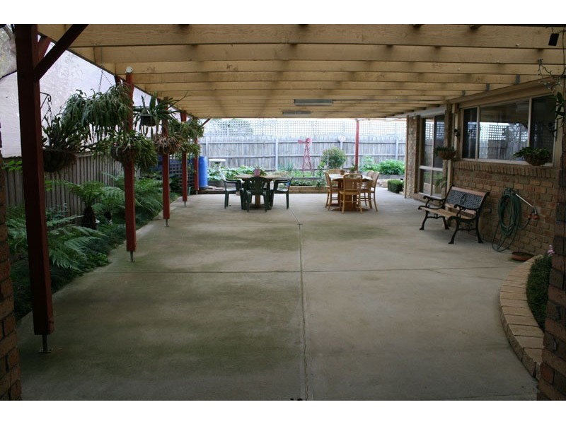 15 Manning Court, Sunbury VIC 3429