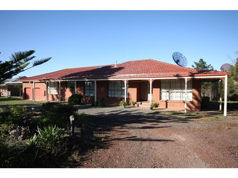 10 Watsons Road, Diggers Rest VIC 3427