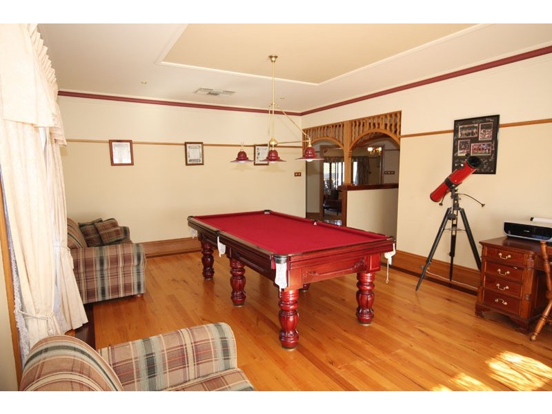 10 Watsons Road, Diggers Rest VIC 3427