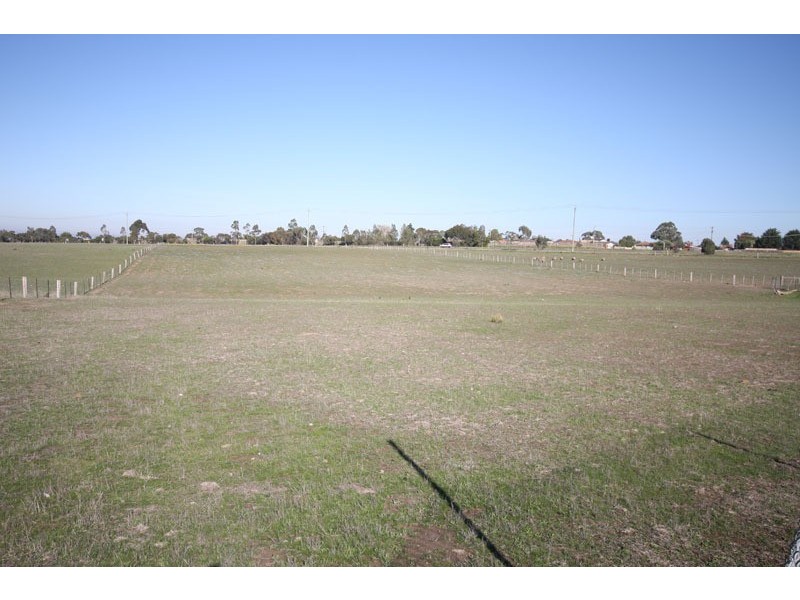 10 Watsons Road, Diggers Rest VIC 3427