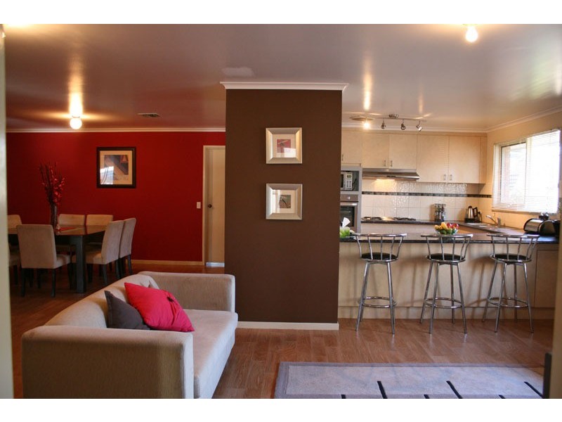 25 Holloway Close, Sunbury VIC 3429