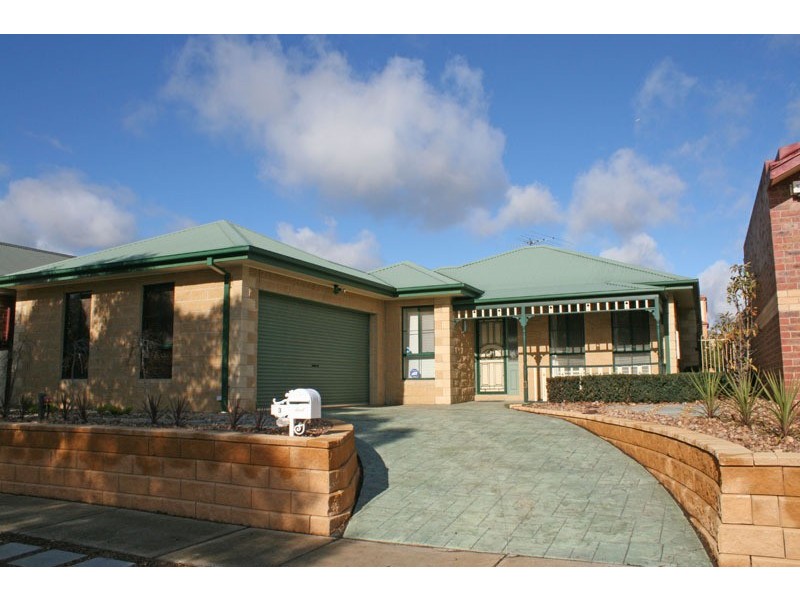 3 Paperbark Avenue, Sunbury VIC 3429