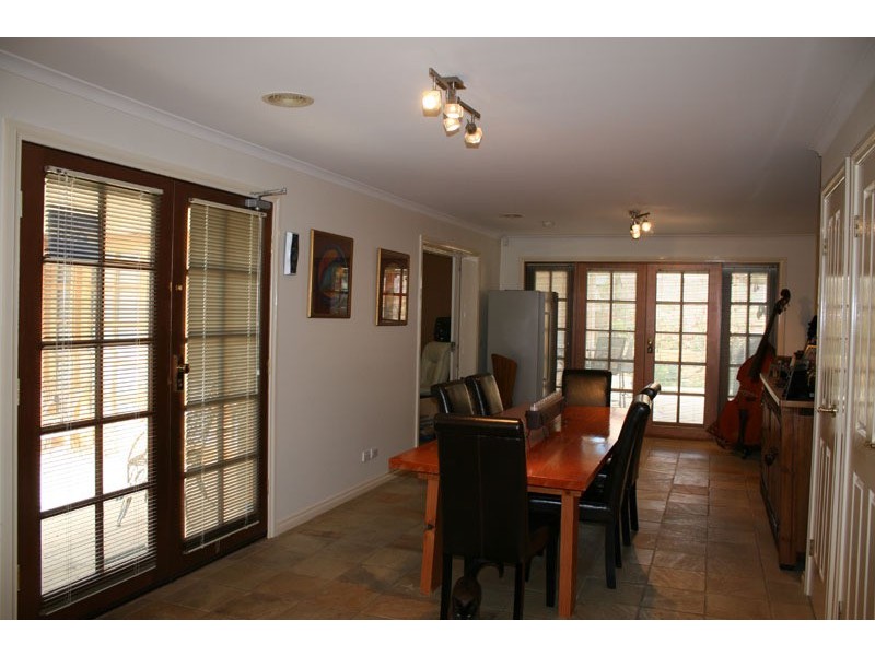 3 Paperbark Avenue, Sunbury VIC 3429