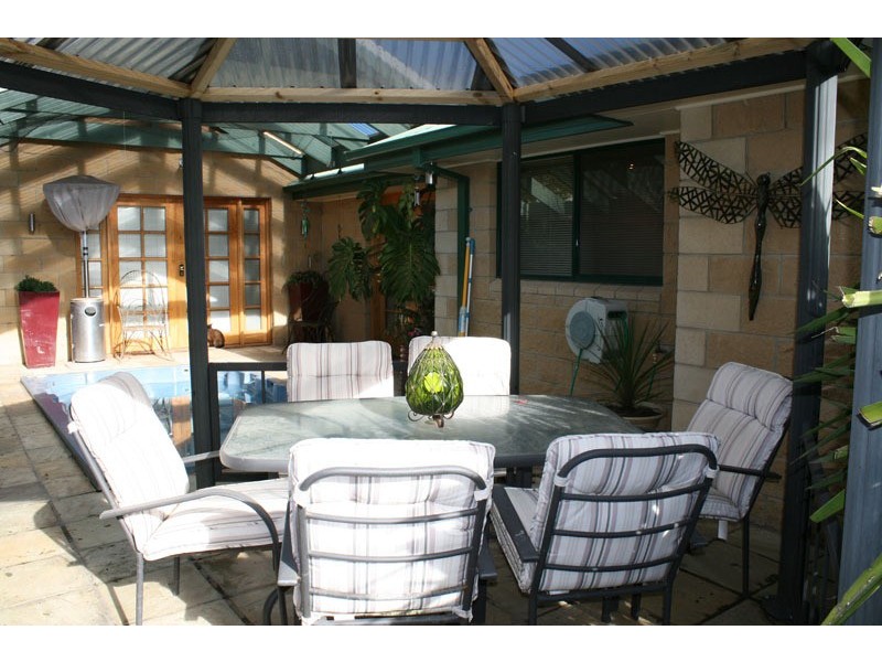 3 Paperbark Avenue, Sunbury VIC 3429