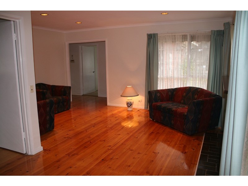 196 Gap Road, Sunbury VIC 3429