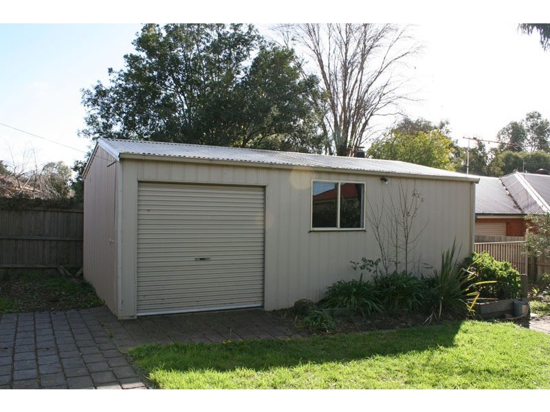 42 Heysen Drive, Sunbury VIC 3429