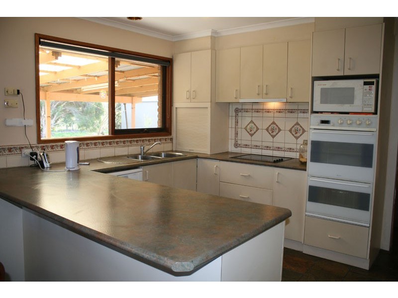 381 Bolinda Road, Bolinda VIC 3432