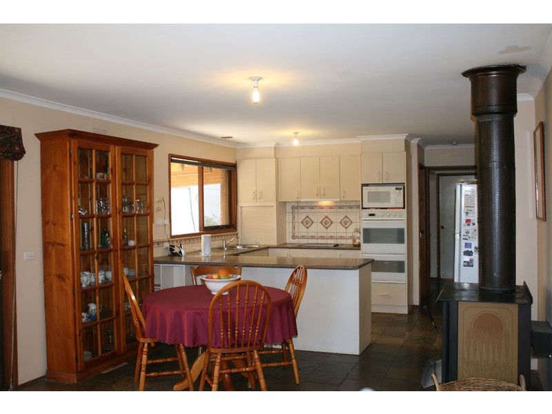 381 Bolinda Road, Bolinda VIC 3432