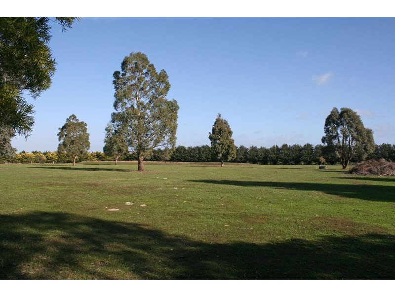 381 Bolinda Road, Bolinda VIC 3432