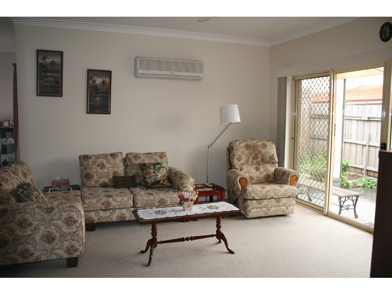 2/43-45 Darbyshire Street, Sunbury VIC 3429