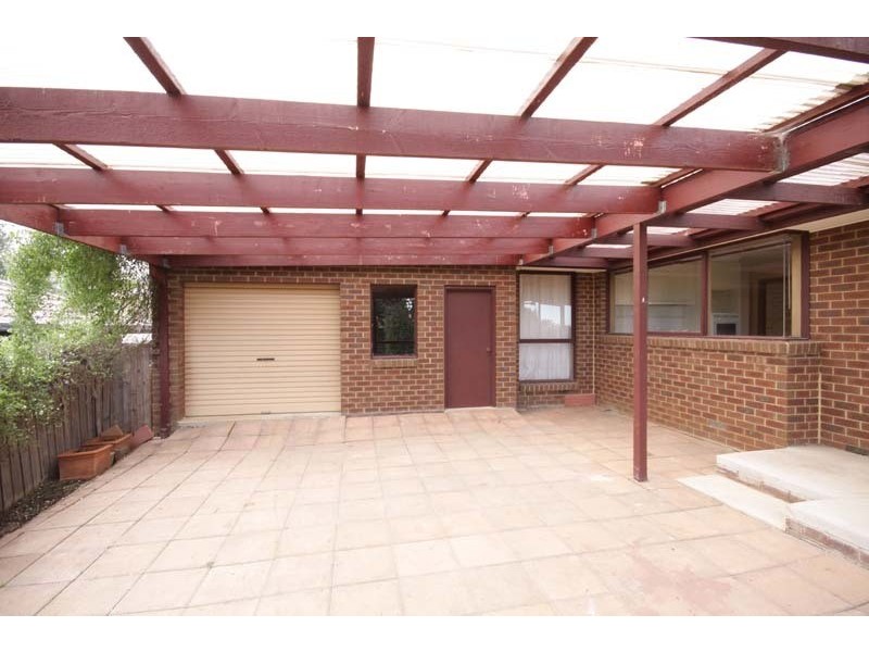 51 Phillip Drive, Sunbury VIC 3429