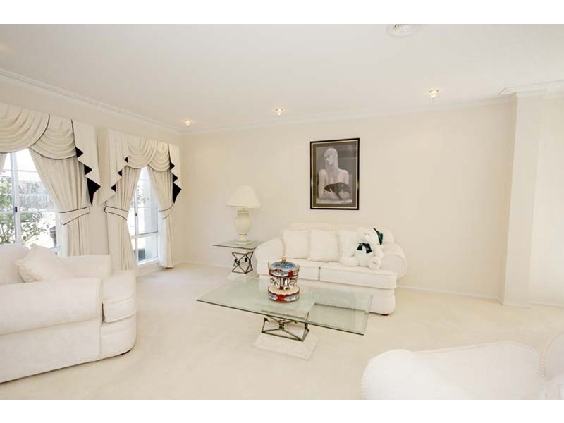 17 Bradman Drive, Sunbury VIC 3429