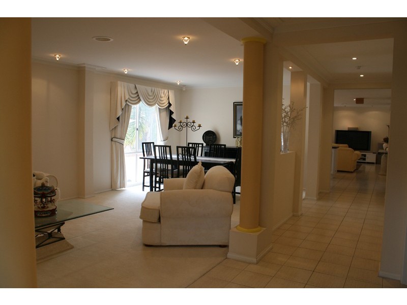 17 Bradman Drive, Sunbury VIC 3429