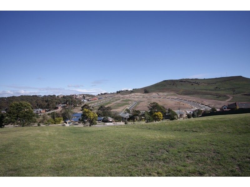 80-82 Phillip Drive, Sunbury VIC 3429