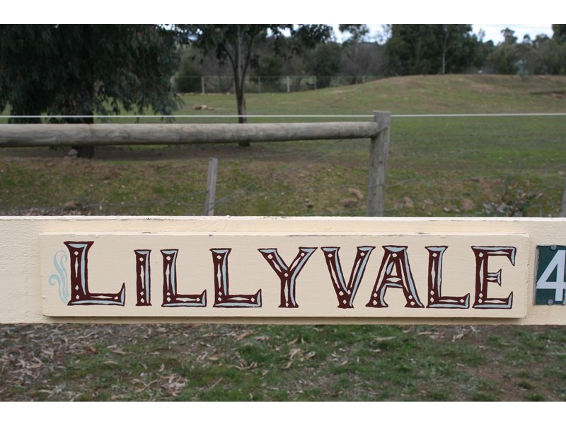 40 Billabong Drive, Monegeetta VIC 3433