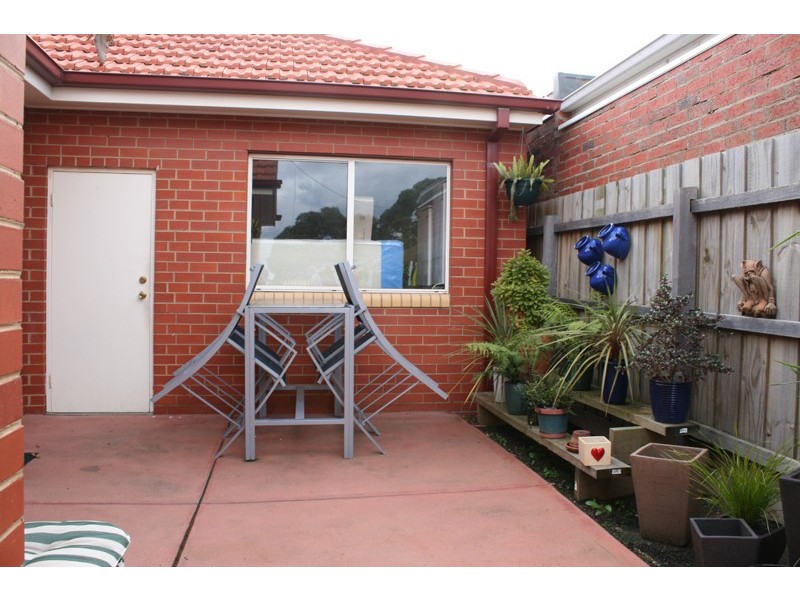 1/52 Darbyshire Street, Sunbury VIC 3429