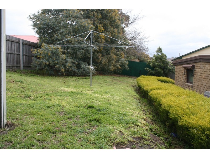 25 Drysdale Street, Sunbury VIC 3429