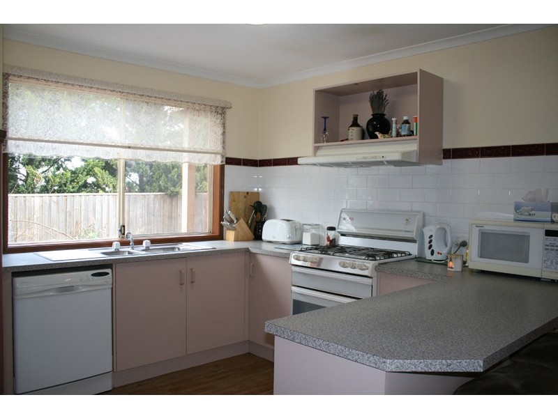 115 Yellowgum Boulevard, Sunbury VIC 3429